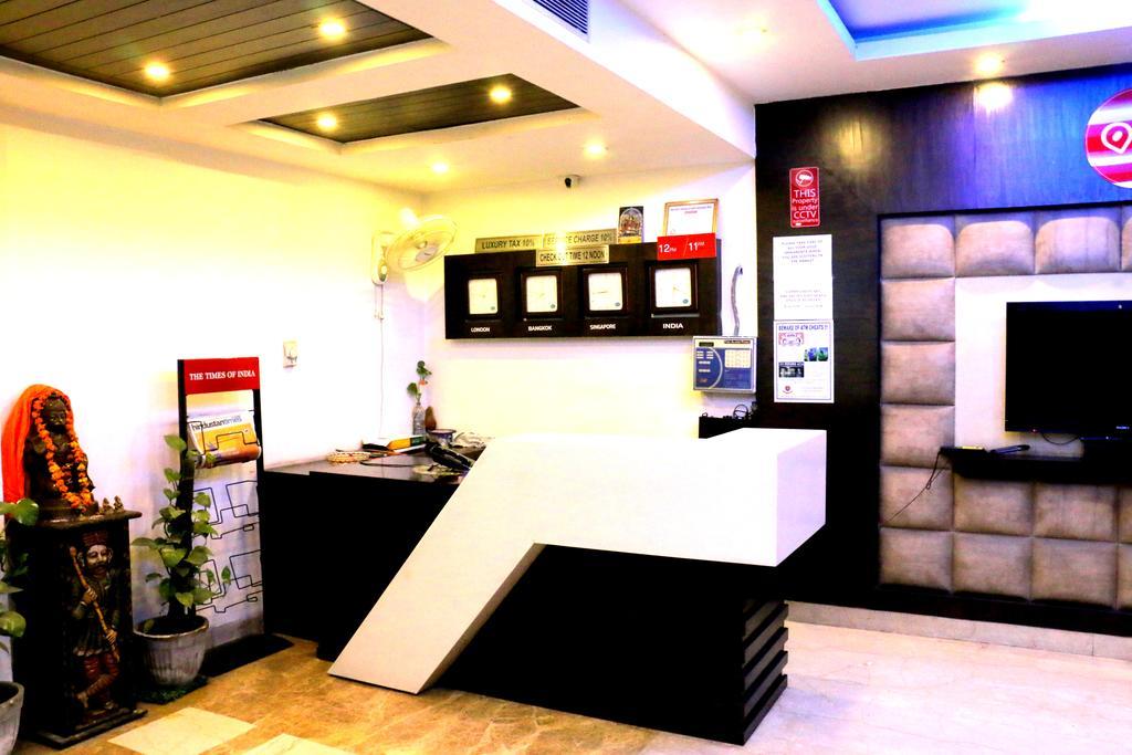 Hotel Benz International Delhi  Exteriör bild
