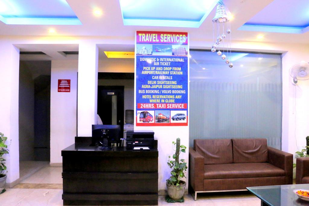 Hotel Benz International Delhi  Exteriör bild